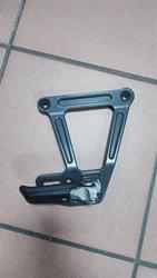 Soziusfußrastenträger rechts LC4