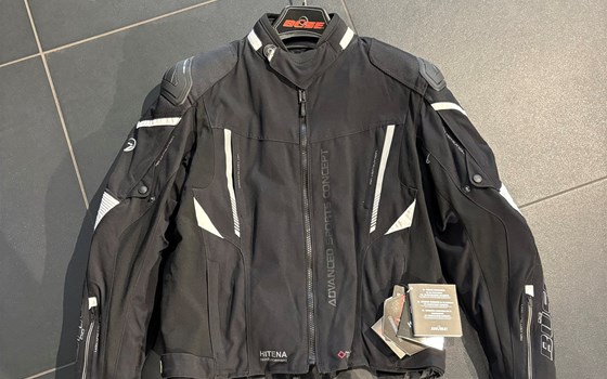 Jacke Rocca Jacke schwarz/weiß  - Bild 1