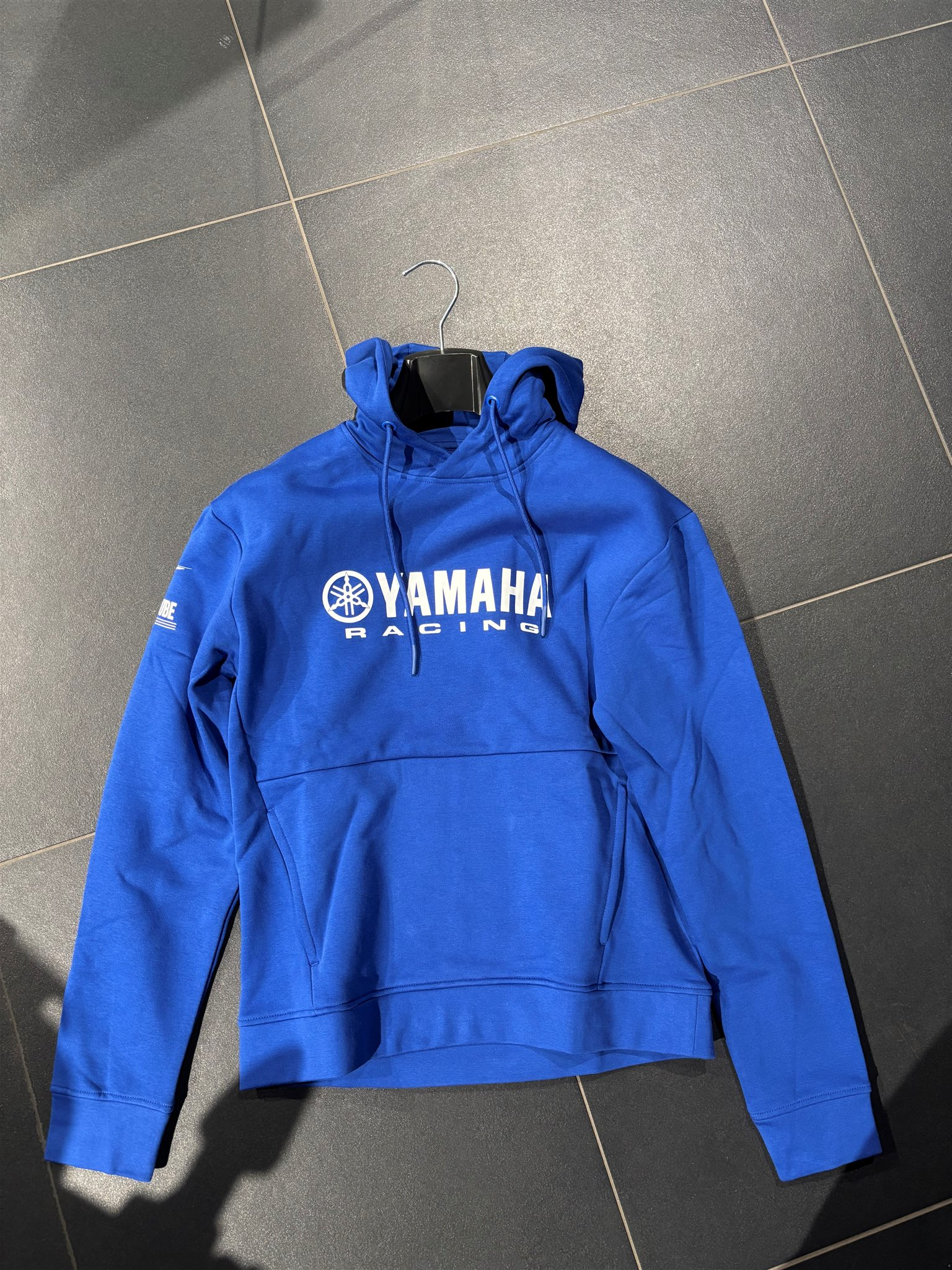 Hoodie 26 PB ESS HOODIE UNISEX VIS