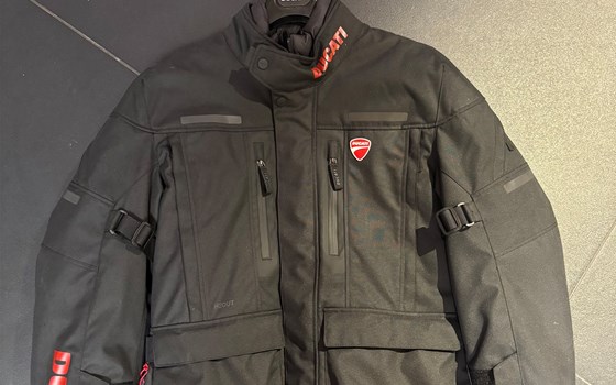 JACKE TOUR C4 HERREN SCHWARZ - Bild 1