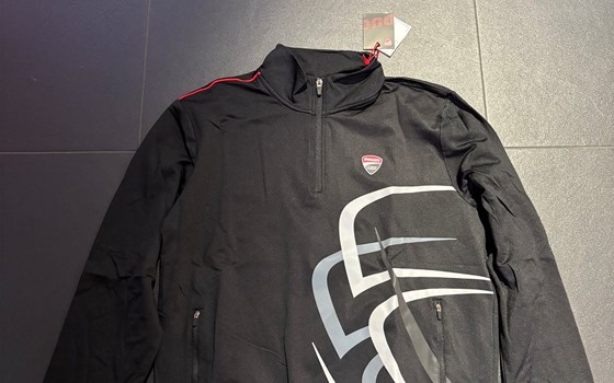 DC FITNESS-SWEATSHIRT MIT HALBLANGEM REI - Bild 1