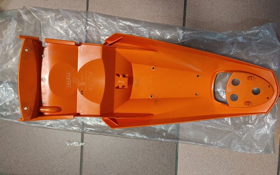 Kotflügel hinten LC4 - Bild 3