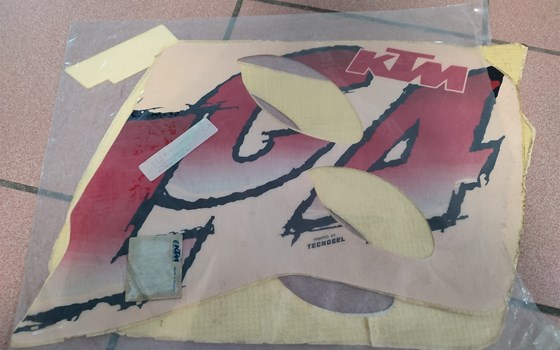 Tankaufkleber aus dem Set - Bild 1