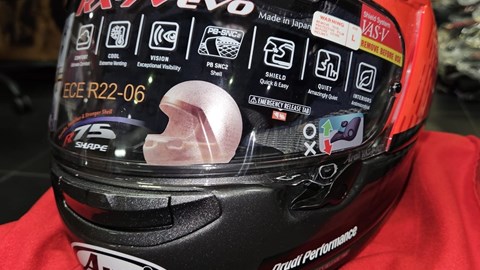 INTEGRALHELM D.CORSE V9 ECE 22-06 L