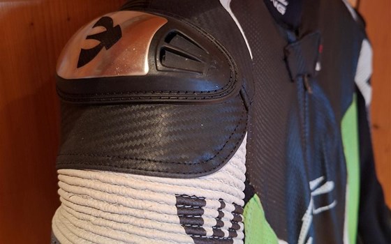 Lederkombi von Rabatz Racing - Bild 7