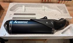 Akrapovic "Slip-on Line" - neu und originalverpackt