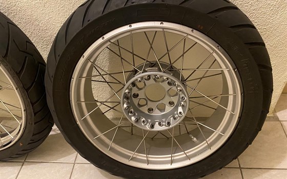 BMW R1200gs R1250gs Radsatz silber Kreuzspeichenräder Felgensatz - Bild 3