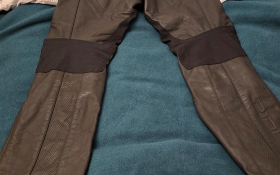 Held Herren Lederkombi 2 Teiler Neuwertig - Bild 16