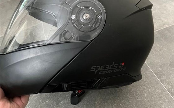 Motorradhelm der Marke Speeds - Bild 3
