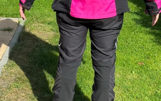 Motorrad Jacke und Hose der Marke Held - Bild 2