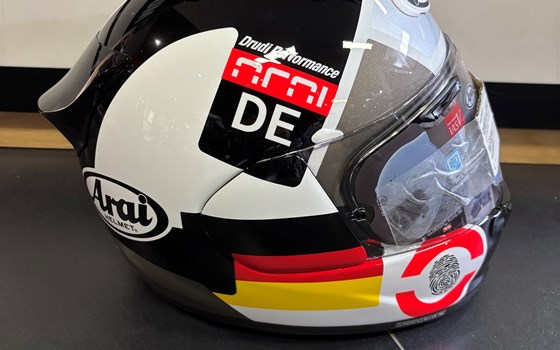 Helm Arai Quantik Nation DE  "M" - Bild 2