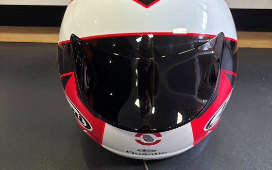 Helm Arai Quantik PEAK RED "L" - Bild 5