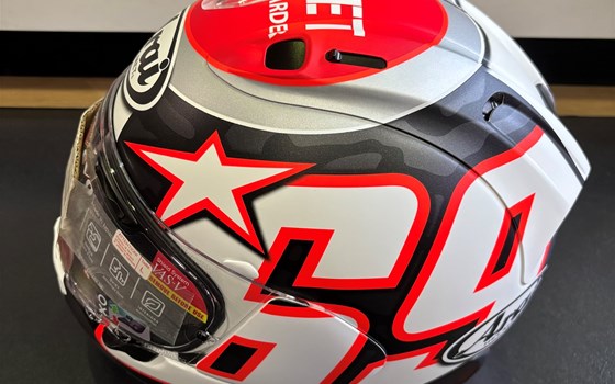 Helm Arai RX-7 EVO Hayden Reset "XL" - Bild 2