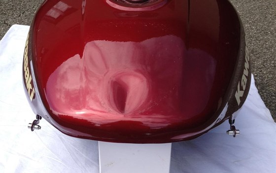 Kawasaki ZX-9R Tank - Bild 6