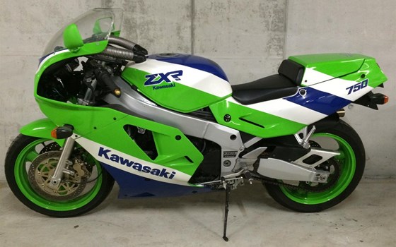 Kawasaki ZXR 750 - Bild 3