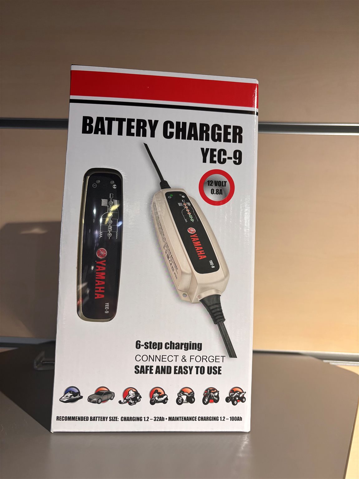 Ladegerät YEC-9 LADEGERAET EU STECKER