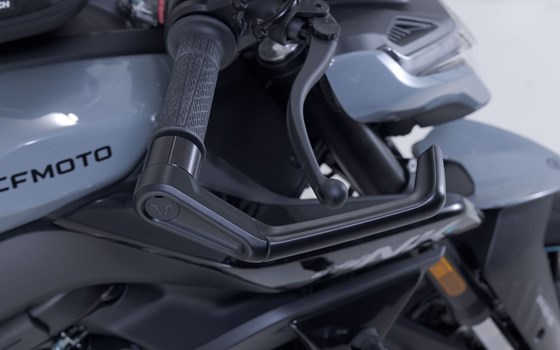 Hebelschützer. Schwarz. CFMoto 675NK (25-). - Bild 5