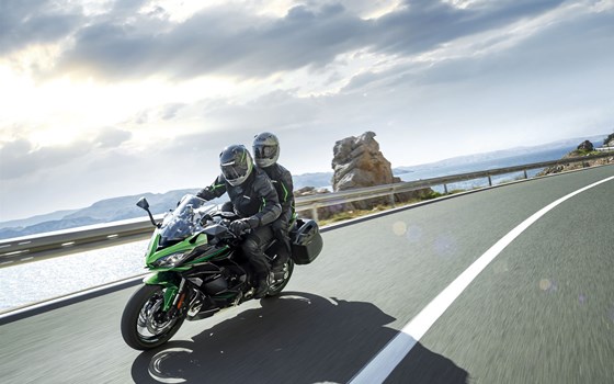 Verleihmotorrad Kawasaki Ninja 1000SX vom Händler Heller & Soltau OHG - Bild 21 Verleihmotorrad Kawasaki Ninja 1000SX vom Händler Heller & Soltau OHG - Bild 21