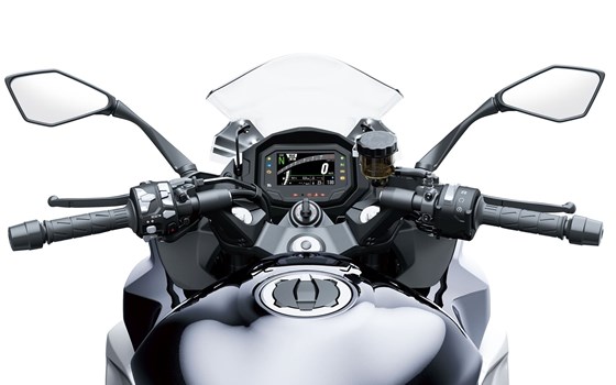 Verleihmotorrad Kawasaki Ninja 1000SX vom Händler Heller & Soltau OHG - Bild 8 Verleihmotorrad Kawasaki Ninja 1000SX vom Händler Heller & Soltau OHG - Bild 8