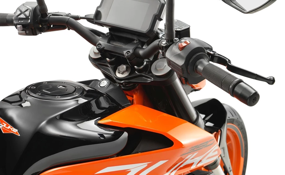 Verleihmotorrad KTM 390 Duke vom Händler Stöbe Motorräder Bild 7: Verleihmotorrad KTM 390 Duke vom Händler Stöbe Motorräder