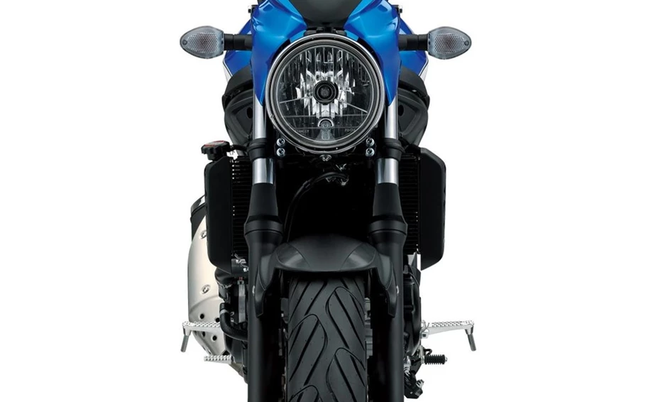 Verleihmotorrad Suzuki SV650 vom Händler Stöbe Motorräder Bild 14: Verleihmotorrad Suzuki SV650 vom Händler Stöbe Motorräder