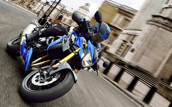 Verleihmotorrad Suzuki GSX-S750 vom Händler Stöbe Motorräder - Bild 24 Verleihmotorrad Suzuki GSX-S750 vom Händler Stöbe Motorräder - Bild 24