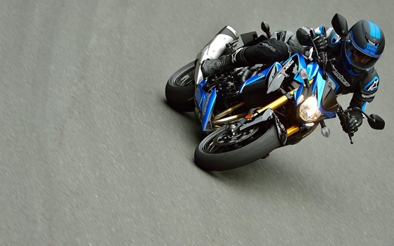 Verleihmotorrad Suzuki GSX-S750 vom Händler Stöbe Motorräder - Bild 27 Verleihmotorrad Suzuki GSX-S750 vom Händler Stöbe Motorräder - Bild 27