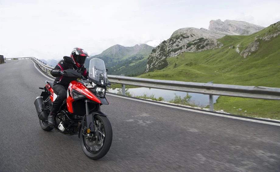Verleihmotorrad Suzuki V-Strom 1050 XT vom Händler Stöbe Motorräder Bild 22: Verleihmotorrad Suzuki V-Strom 1050 XT vom Händler Stöbe Motorräder