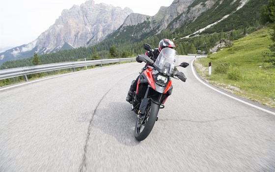 Verleihmotorrad Suzuki V-Strom 1050 XT vom Händler Stöbe Motorräder - Bild 25 Verleihmotorrad Suzuki V-Strom 1050 XT vom Händler Stöbe Motorräder - Bild 25