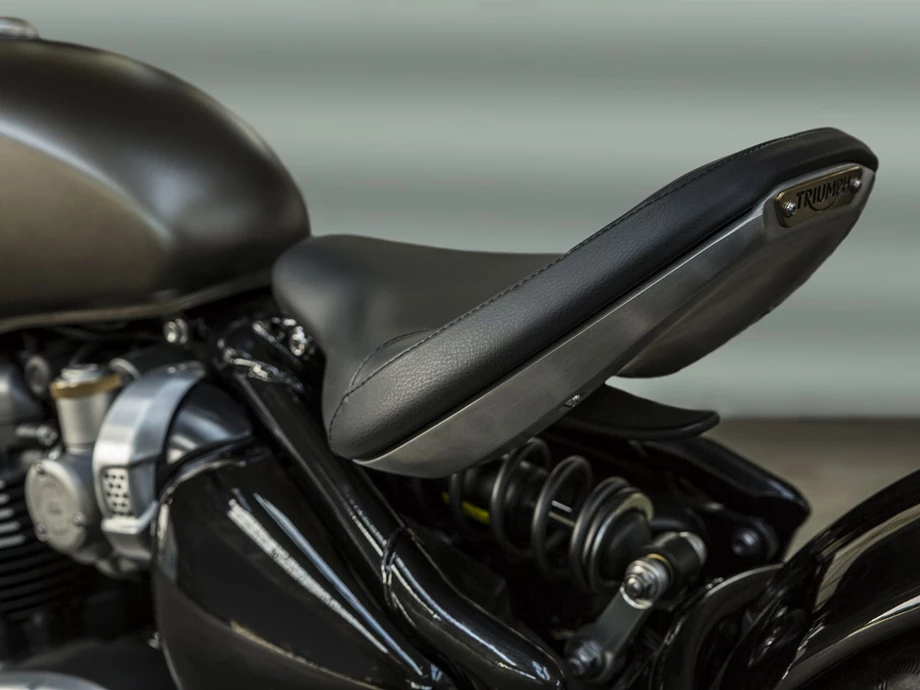 Verleihmotorrad Triumph Bonneville Bobber vom Händler Klingenberger Kehl GbR Bild 22: Verleihmotorrad Triumph Bonneville Bobber vom Händler Klingenberger Kehl GbR
