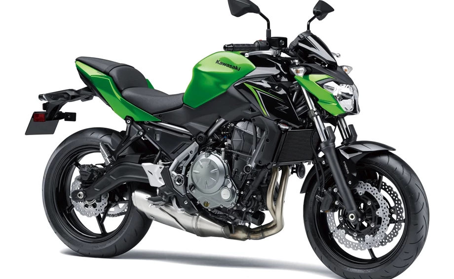 Verleihmotorrad Kawasaki Z650 vom Händler PBT Motorthek Klaer & Schiffer GbR Bild 2: Verleihmotorrad Kawasaki Z650 vom Händler PBT Motorthek Klaer & Schiffer GbR