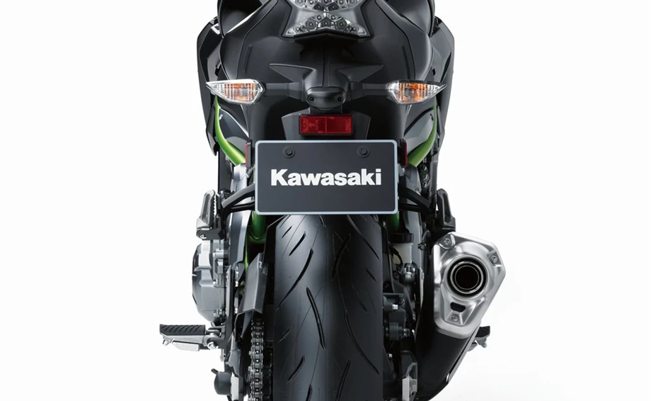 Verleihmotorrad Kawasaki Z900 vom Händler PBT Motorthek Klaer & Schiffer GbR Bild 5: Verleihmotorrad Kawasaki Z900 vom Händler PBT Motorthek Klaer & Schiffer GbR