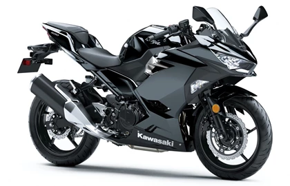 Leihmotorrad Kawasaki Ninja 400 Leihmotorrad Kawasaki Ninja 400