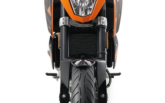 Verleihmotorrad KTM 690 Duke vom Händler Bert von Zitzewitz - Bild 2 Verleihmotorrad KTM 690 Duke vom Händler Bert von Zitzewitz - Bild 2