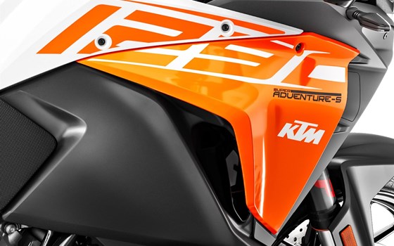 Verleihmotorrad KTM 1290 Super Adventure S vom Händler Bert von Zitzewitz - Bild 13 Verleihmotorrad KTM 1290 Super Adventure S vom Händler Bert von Zitzewitz - Bild 13