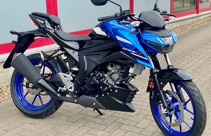 Leihmotorrad Suzuki GSX-S125