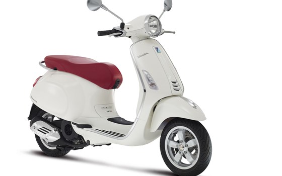 Verleihmotorrad Vespa Primavera 50 4T vom Händler Motorradhaus Steinbach GmbH - Bild 9 Verleihmotorrad Vespa Primavera 50 4T vom Händler Motorradhaus Steinbach GmbH - Bild 9