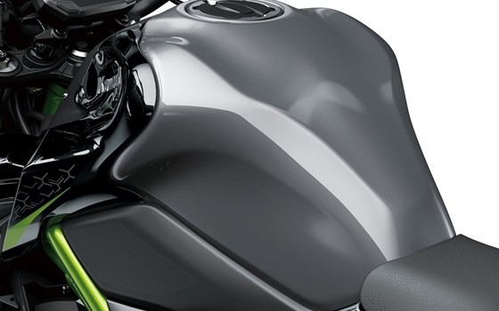 Verleihmotorrad Kawasaki Z900 vom Händler Heller & Soltau OHG - Bild 20 Verleihmotorrad Kawasaki Z900 vom Händler Heller & Soltau OHG - Bild 20