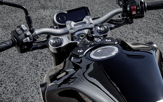 Verleihmotorrad Honda CB 1000 R vom Händler Wollstadt GmbH & Co. KG - Bild 22 Verleihmotorrad Honda CB 1000 R vom Händler Wollstadt GmbH & Co. KG - Bild 22
