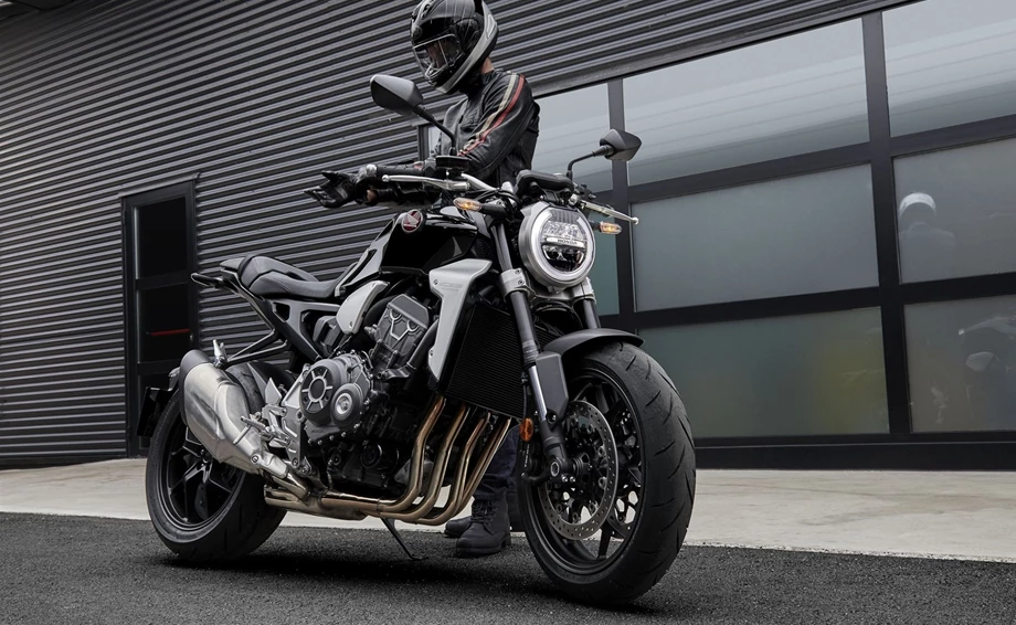 Verleihmotorrad Honda CB 1000 R vom Händler Wollstadt GmbH & Co. KG Bild 26: Verleihmotorrad Honda CB 1000 R vom Händler Wollstadt GmbH & Co. KG