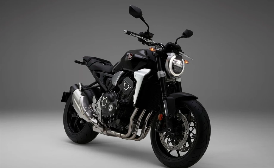 Verleihmotorrad Honda CB 1000 R vom Händler Wollstadt GmbH & Co. KG Bild 6: Verleihmotorrad Honda CB 1000 R vom Händler Wollstadt GmbH & Co. KG