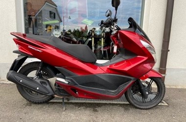 /rental-motorcycle-honda-pcx-125-15737