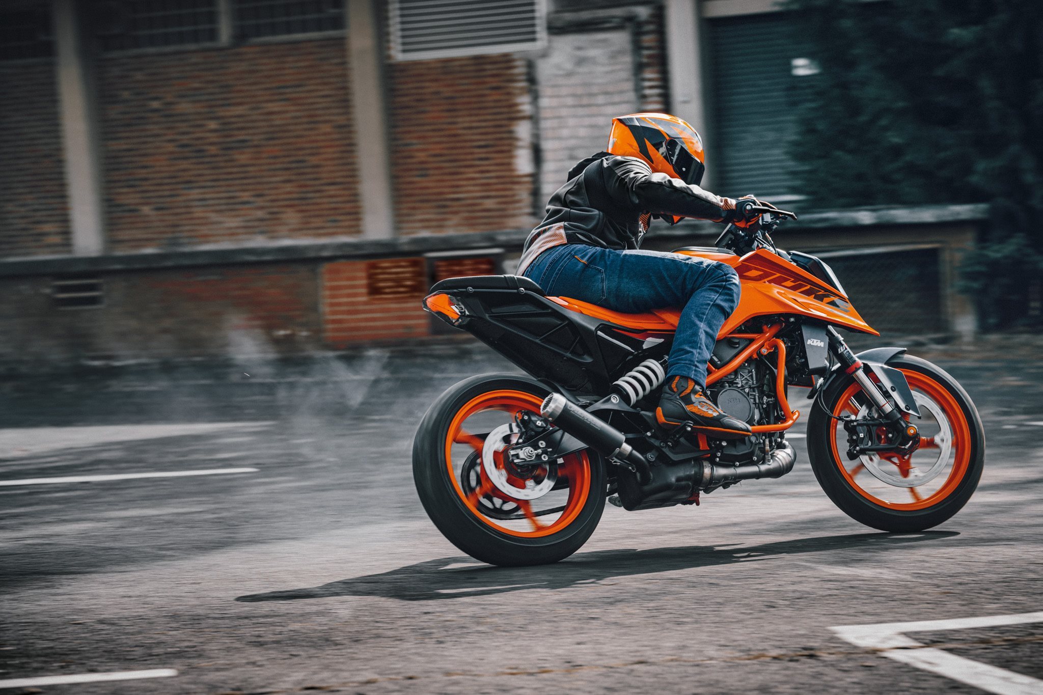 KTM 390 Duke Motorrad mieten oder verleihen 1000PS