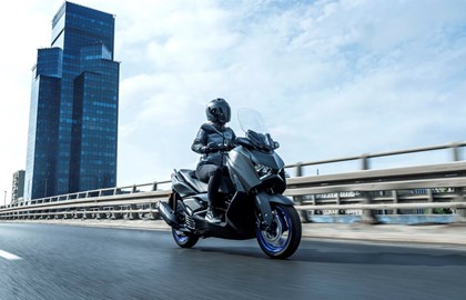 Leihmotorrad Yamaha XMAX 125