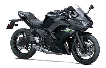 Leihmotorrad Kawasaki Ninja 650