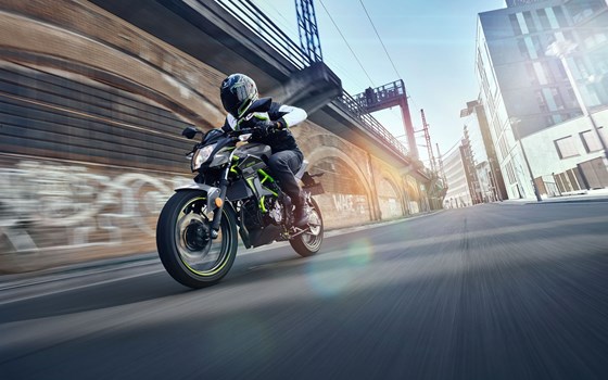 Verleihmotorrad Kawasaki Z125 vom Händler Moto K Team GmbH - Bild 10 Verleihmotorrad Kawasaki Z125 vom Händler Moto K Team GmbH - Bild 10