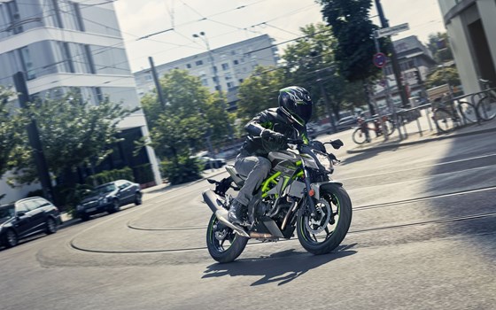 Verleihmotorrad Kawasaki Z125 vom Händler Moto K Team GmbH - Bild 12 Verleihmotorrad Kawasaki Z125 vom Händler Moto K Team GmbH - Bild 12