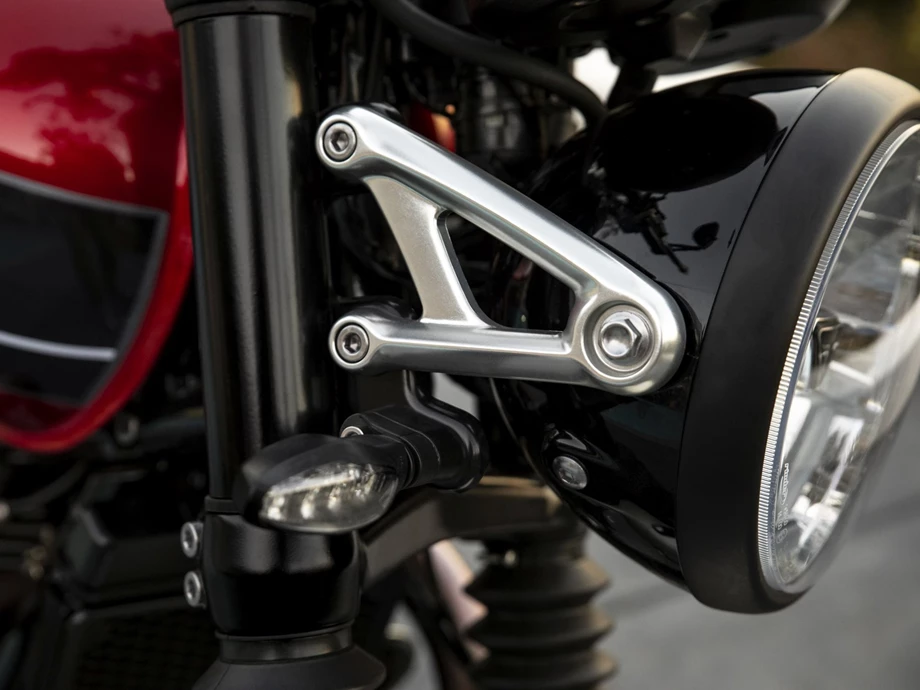 Verleihmotorrad Triumph Speed Twin 1200 vom Händler Klingenberger Kehl GbR Bild 12: Verleihmotorrad Triumph Speed Twin 1200 vom Händler Klingenberger Kehl GbR