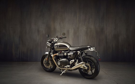 Verleihmotorrad Triumph Speed Twin 1200 vom Händler Klingenberger Kehl GbR - Bild 17 Verleihmotorrad Triumph Speed Twin 1200 vom Händler Klingenberger Kehl GbR - Bild 17