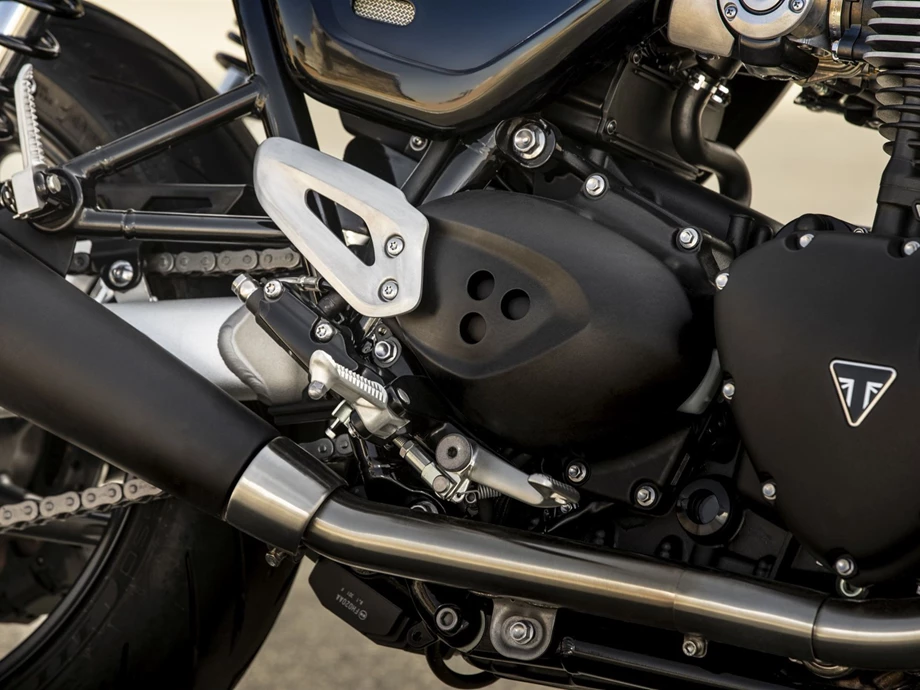Verleihmotorrad Triumph Speed Twin 1200 vom Händler Klingenberger Kehl GbR Bild 21: Verleihmotorrad Triumph Speed Twin 1200 vom Händler Klingenberger Kehl GbR